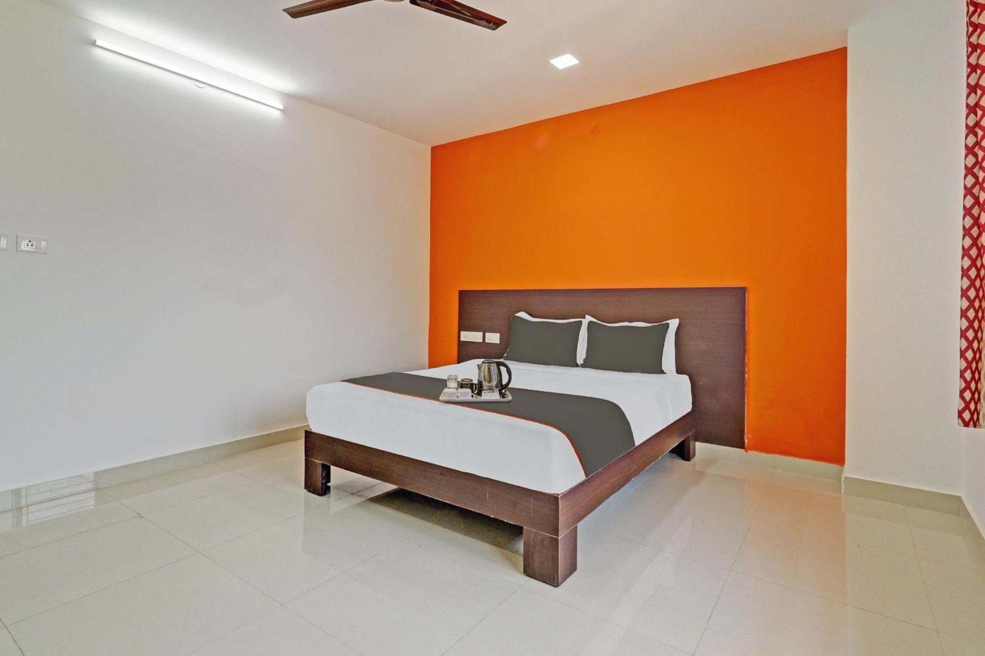 Super Capital O Blooms Stay Inn Near Snow City Bangalore Bagian luar foto